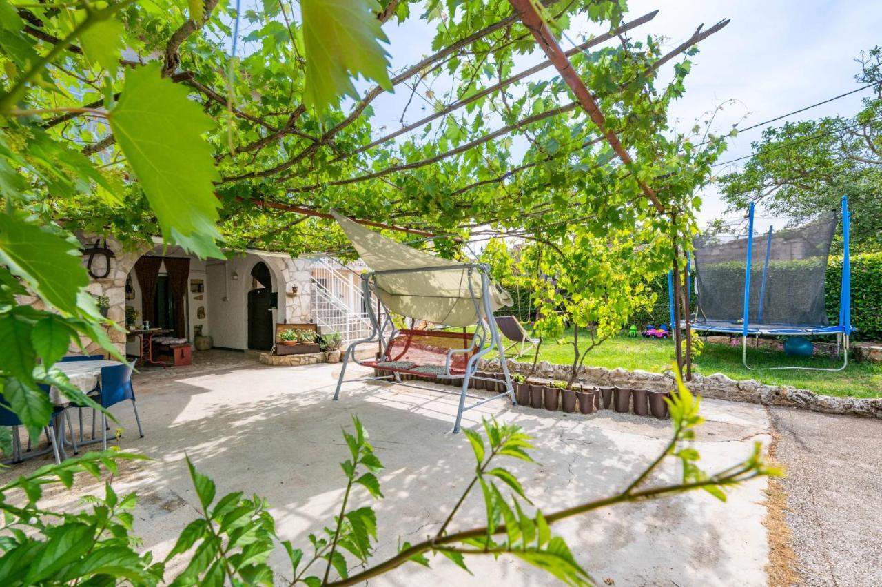 Holiday House Ruba Marčana Zewnętrze zdjęcie
